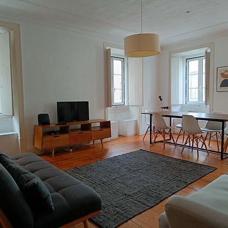 Stunning Apartment Near Chiado Lissabon Exterior foto