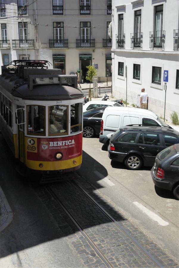 Stunning Apartment Near Chiado Lissabon Exterior foto