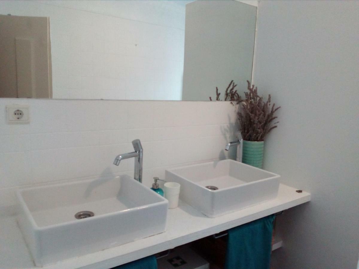 Stunning Apartment Near Chiado Lissabon Exterior foto