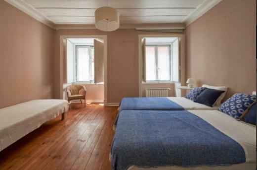 Stunning Apartment Near Chiado Lissabon Exterior foto